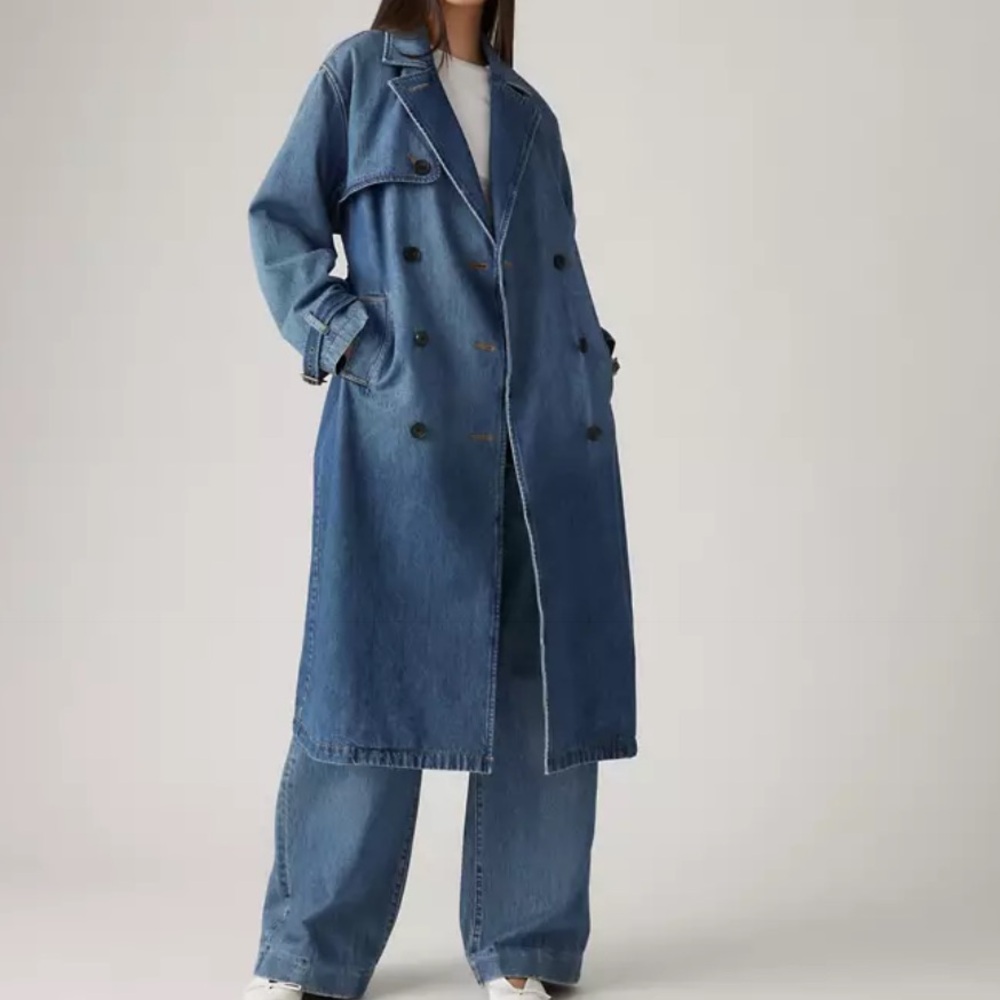 NWOT Levi’s oversized denim trench S